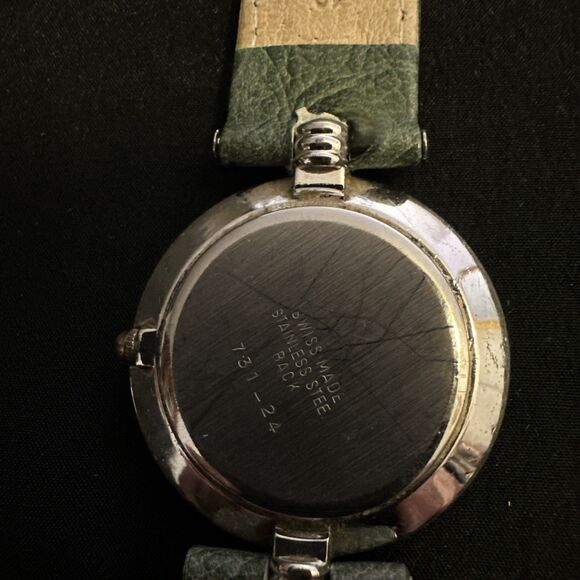 Continental Swiss Made Ladies Watch–Roman Numerals–Gold Tone Bezel–New Battery